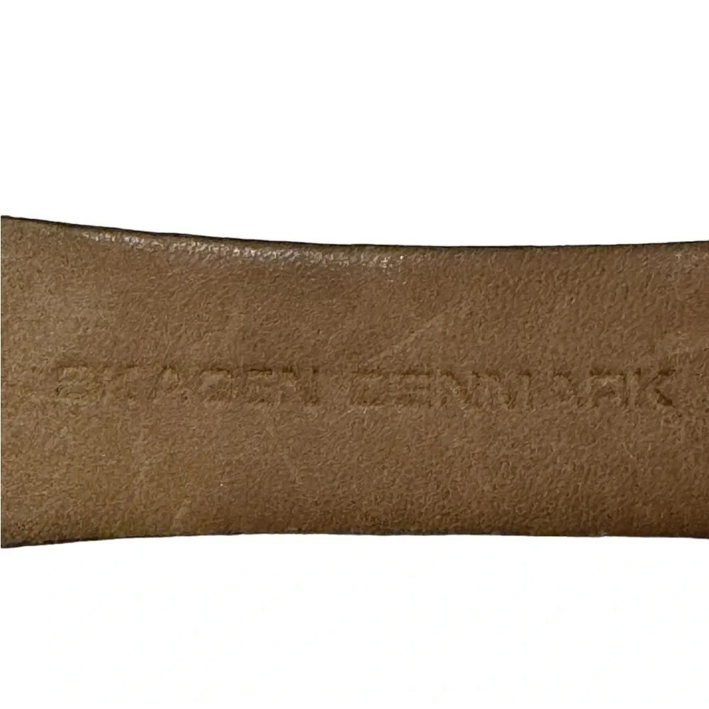 Skagen Rose Gold Tone Women’s Watch with brown face and leather band. Worn.